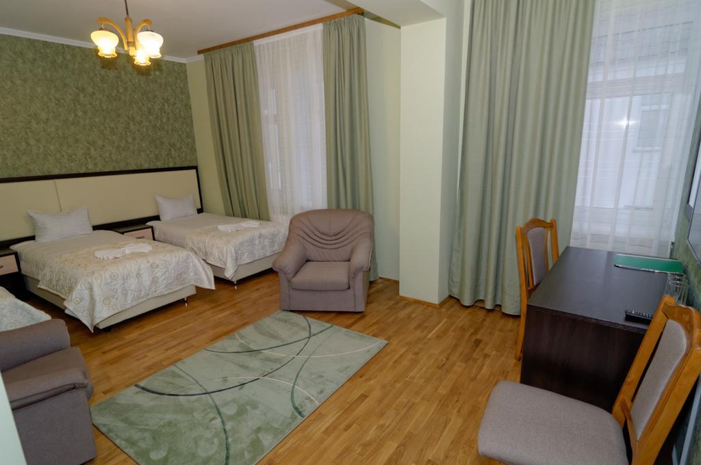 Pysanka Hotel Kolomyia Habitación foto