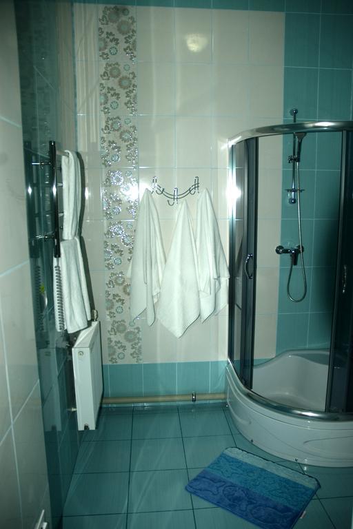 Pysanka Hotel Kolomyia Habitación foto